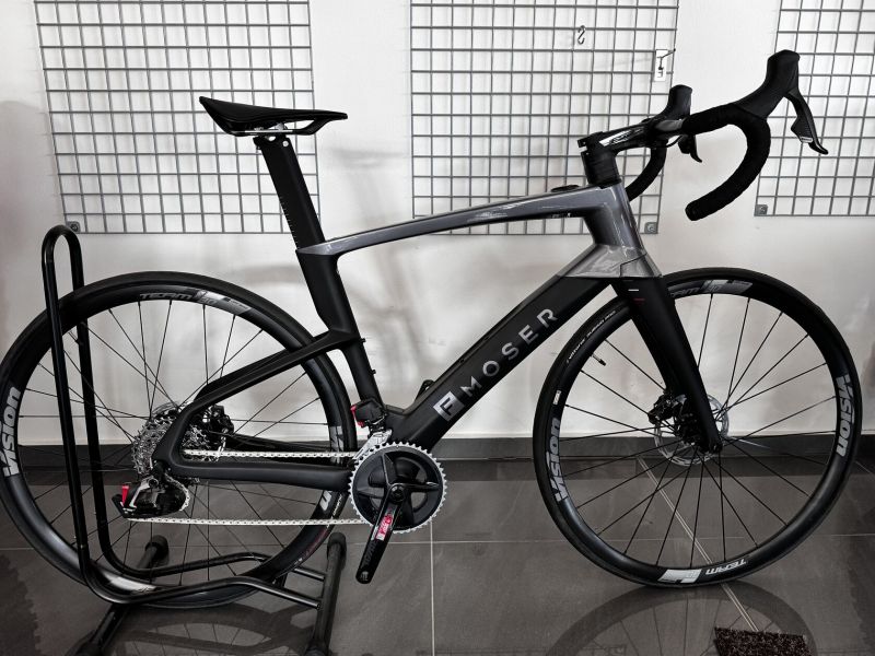 F-MOSER ROAD RIVAL