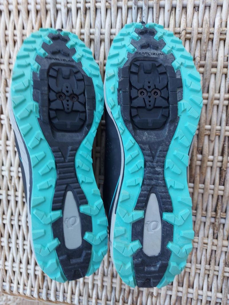 Dámské cyklisitcké tretry Pearl Izumi X-Alp - 43