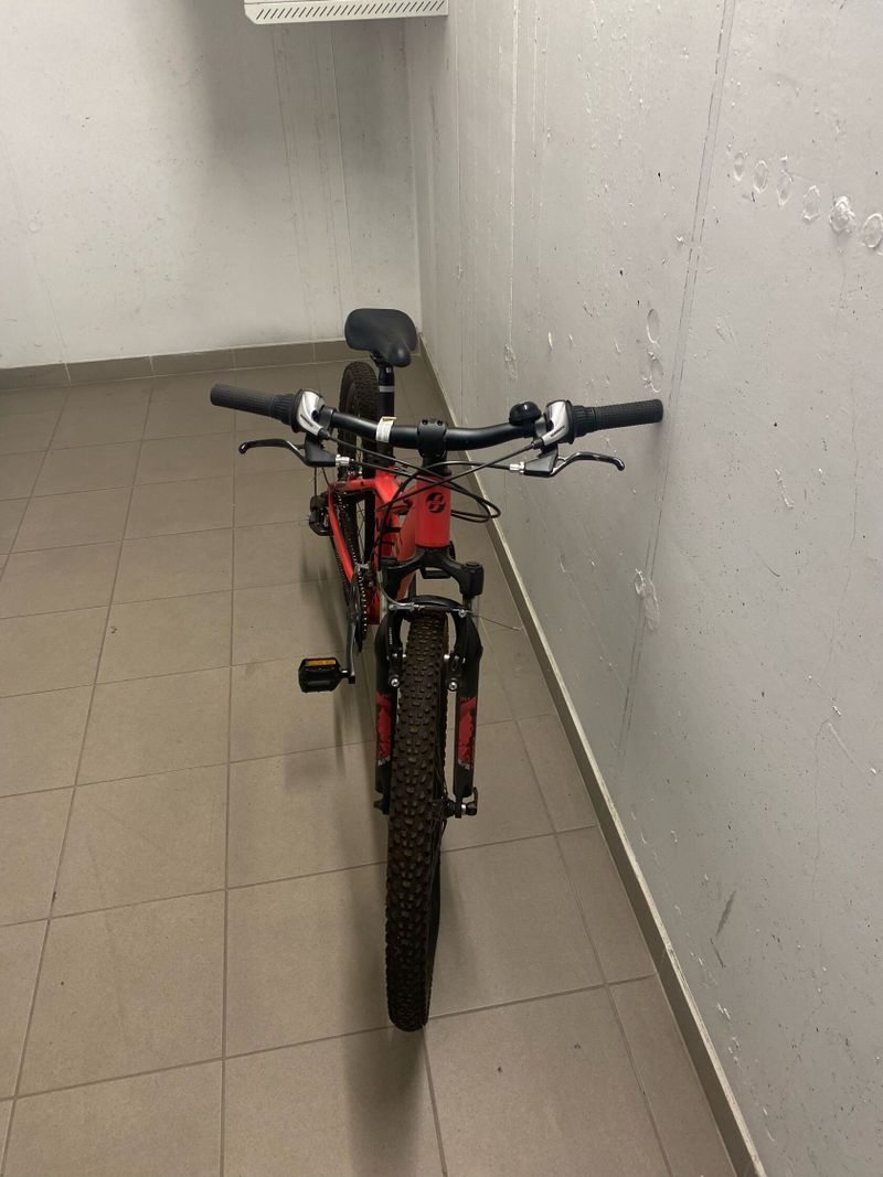 Parádní dětské horské kolo - klasika ve skvělém stavu - udrží tempo ješte roky!