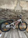 Dětské kolo SPECIALIZED vel.20