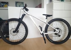 Canyon stoic 2 vel. M 29"