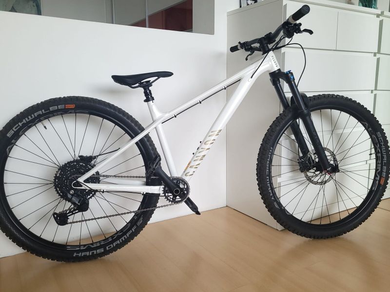 Canyon stoic 2 vel. M 29"