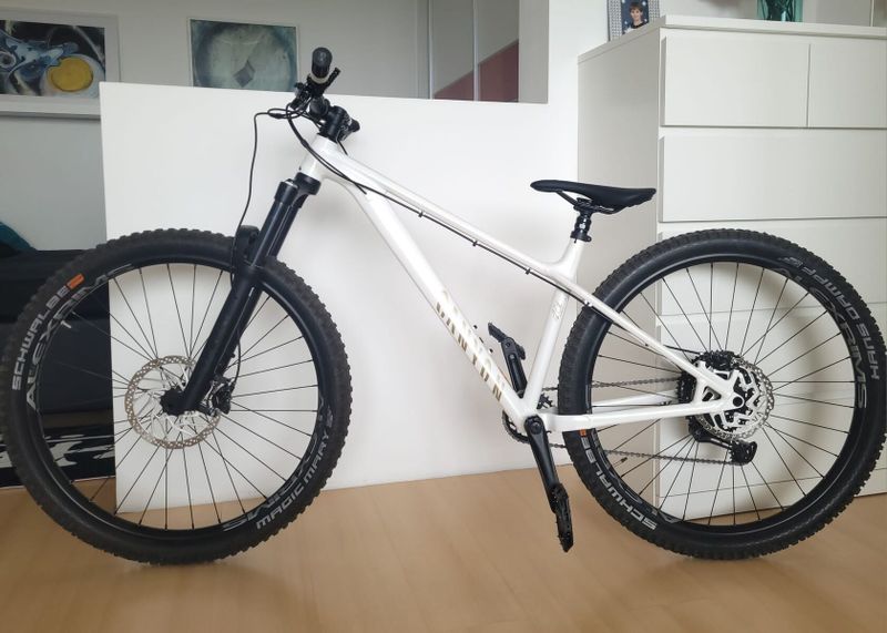 Canyon stoic 2 vel. M 29"