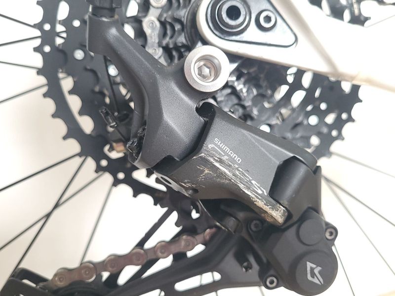 Canyon stoic 2 vel. M 29"