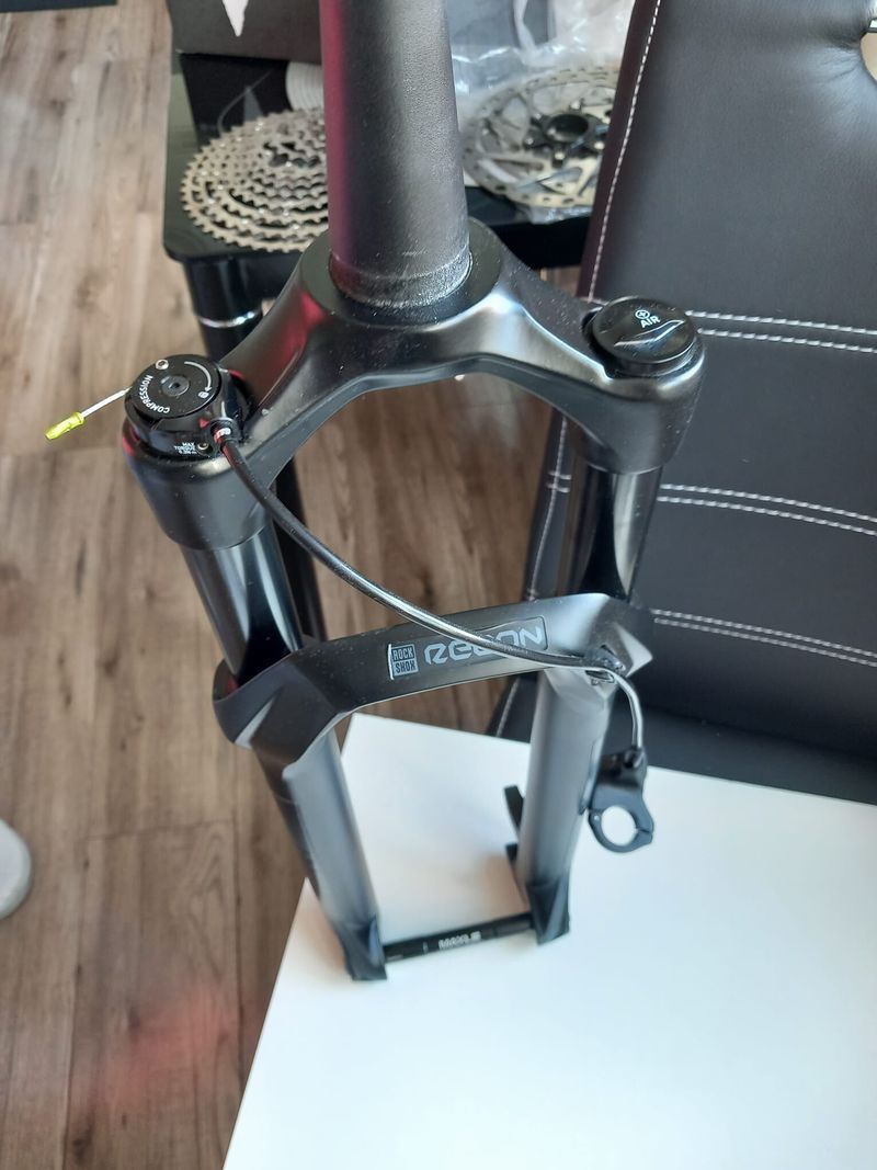 ROCK SHOX RECON 100 mm BOOST