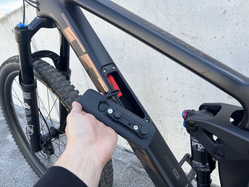 Trek Top Fuel 9.7 2024 Raw Carbon