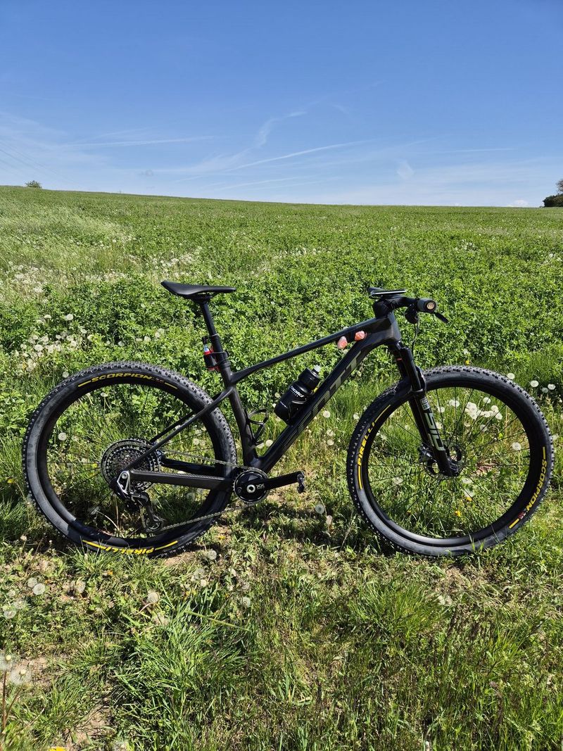 Scott Scale RC World Cup EVO TR velikost M
