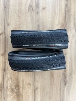 Vittoria Terreno Dry Gravel Endurance 700x37c