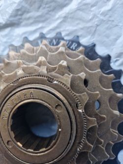 Kazeta Shimano MF TZ22
