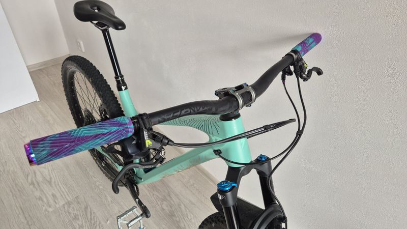 YT izzo custom top stav L 29"