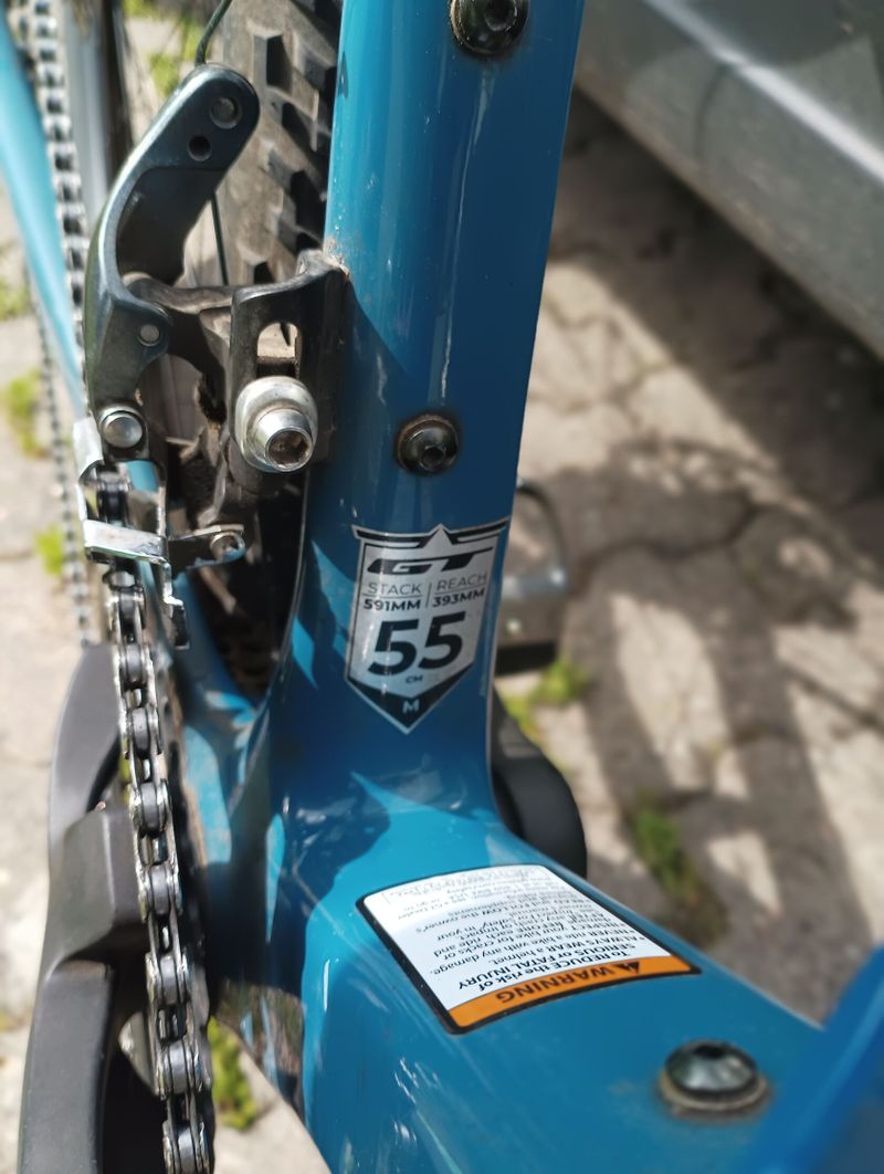 Prodám udržovaný karbonový gravel GT grade.