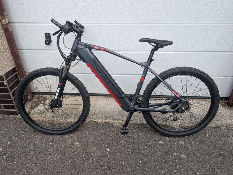 Elektrokolo Zündapp Z808, najeto jen 125 Km