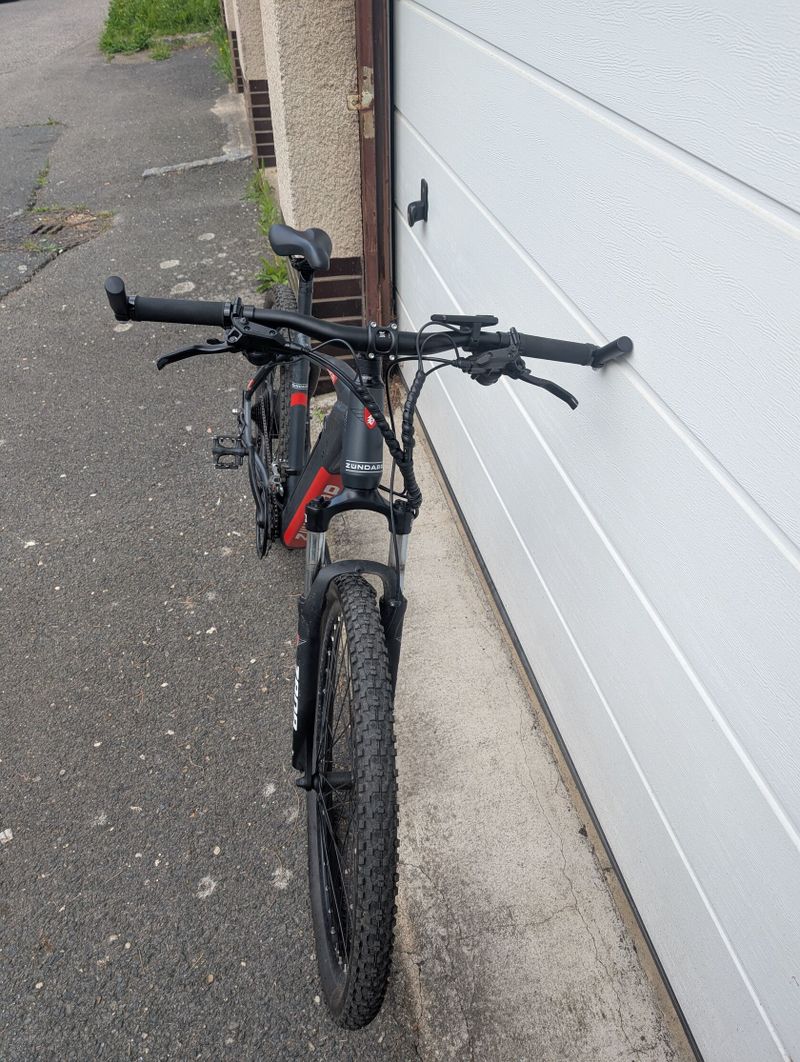 Elektrokolo Zündapp Z808, najeto jen 125 Km