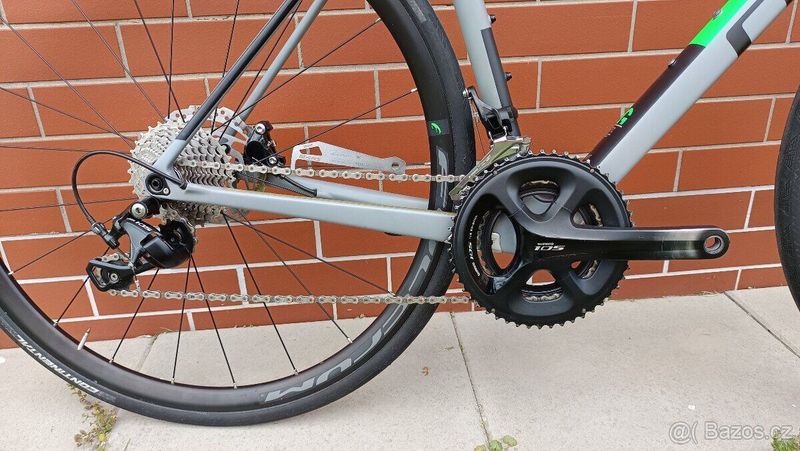 Karbonová silnička CUBE Attain GTC, Shimano 105, vel. 58