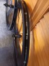 Silniční aero Carbonová kola ERE omnia CLR 45, tubeless ready, 1582g, jako nová