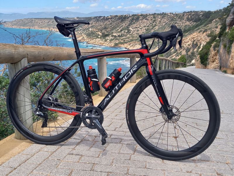 Silniční aero Carbonová kola ERE omnia CLR 45, tubeless ready, 1582g, jako nová