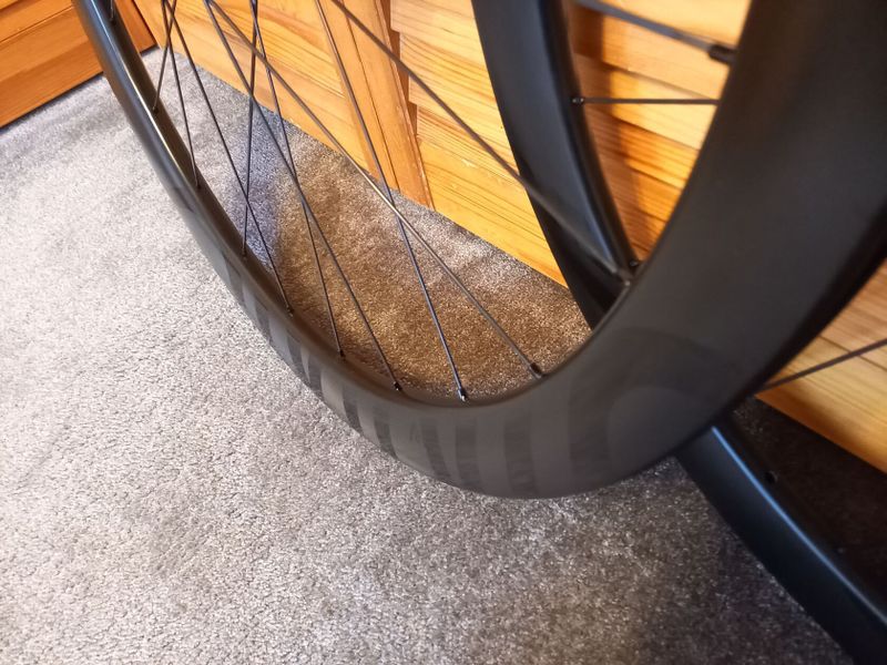 Silniční aero Carbonová kola ERE omnia CLR 45, tubeless ready, 1582g, jako nová