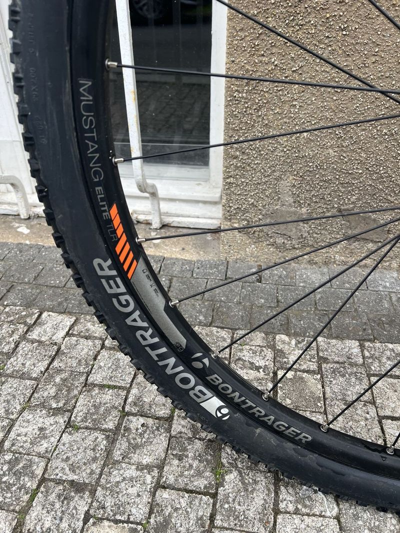 Prodej horského kola Trek Xcaliber 8 ve výborném stavu