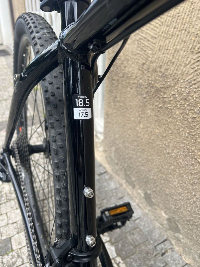 Prodej horského kola Trek Xcaliber 8 ve výborném stavu