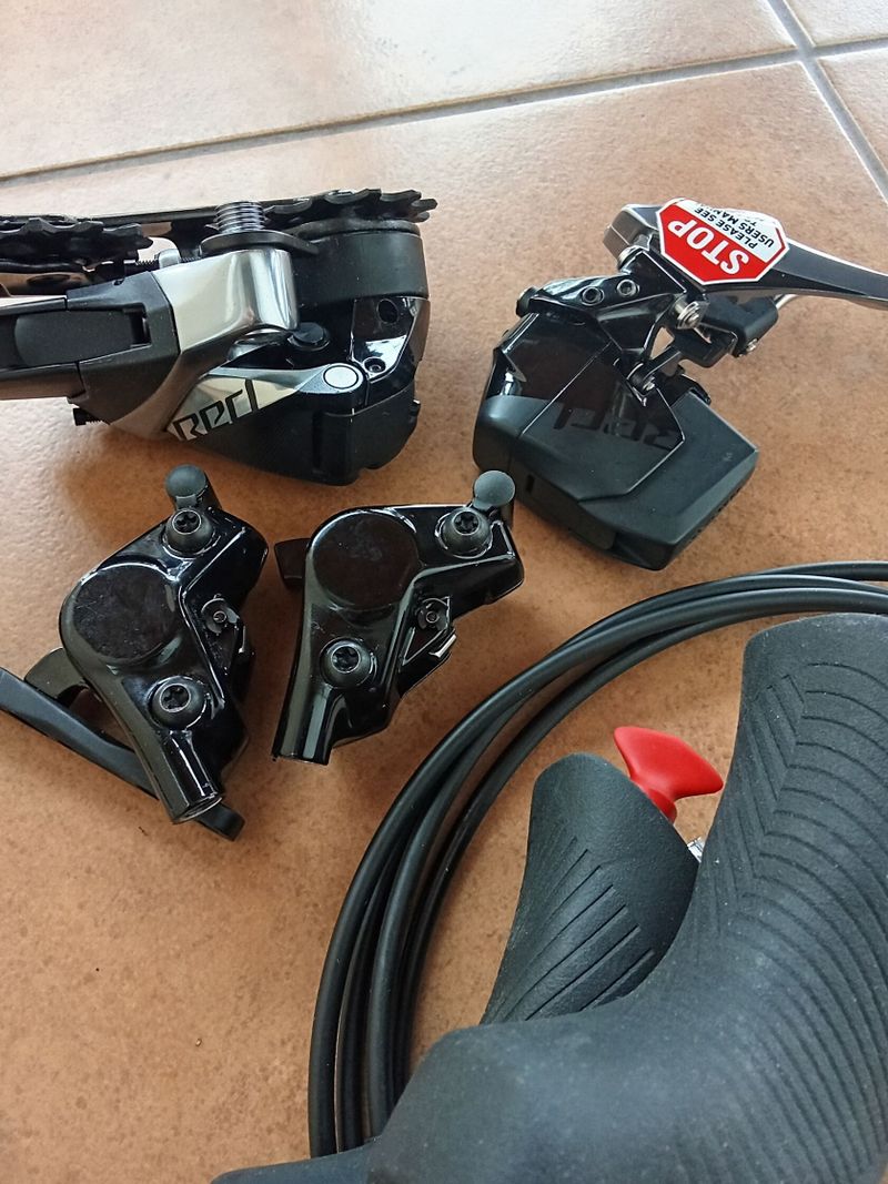 Sada Sram Red Etap Axs 2x12