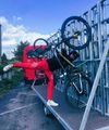 Prodám "nejen" flow žehličku Mondraker Super Foxy R