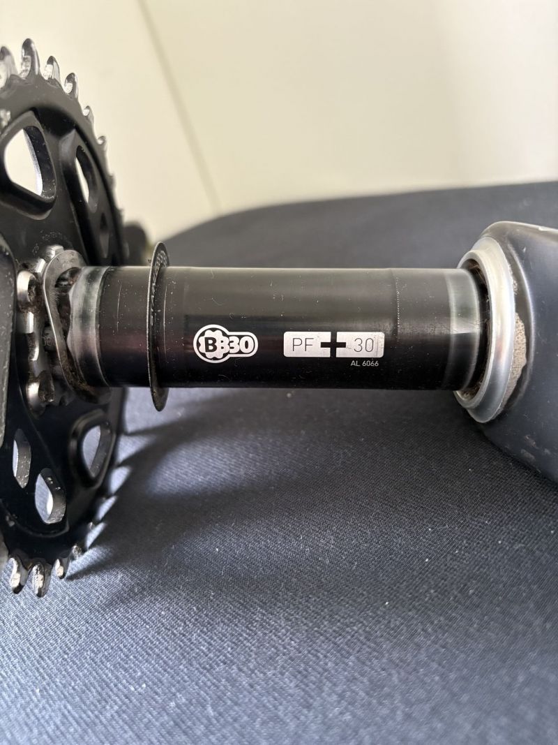 Truvativ Stylo Carbon Eagle kliky DUB 175mm Boost 30z