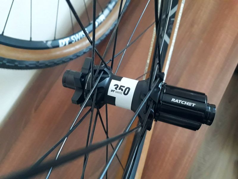 DT Swiss XR 1501 / DT350 - Gravel 27.5"