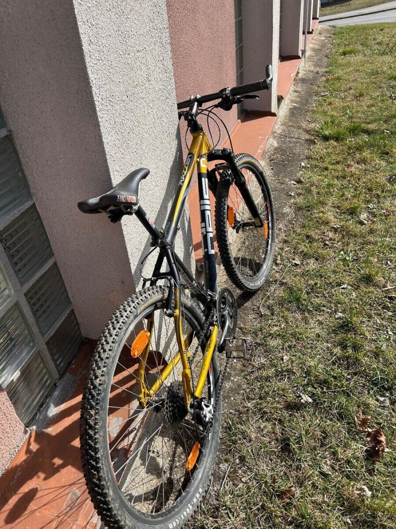 Prodám horské kolo Pells Razzer PRO 26" (rám M)