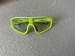 Nové fotochromatické cyklistické brýle