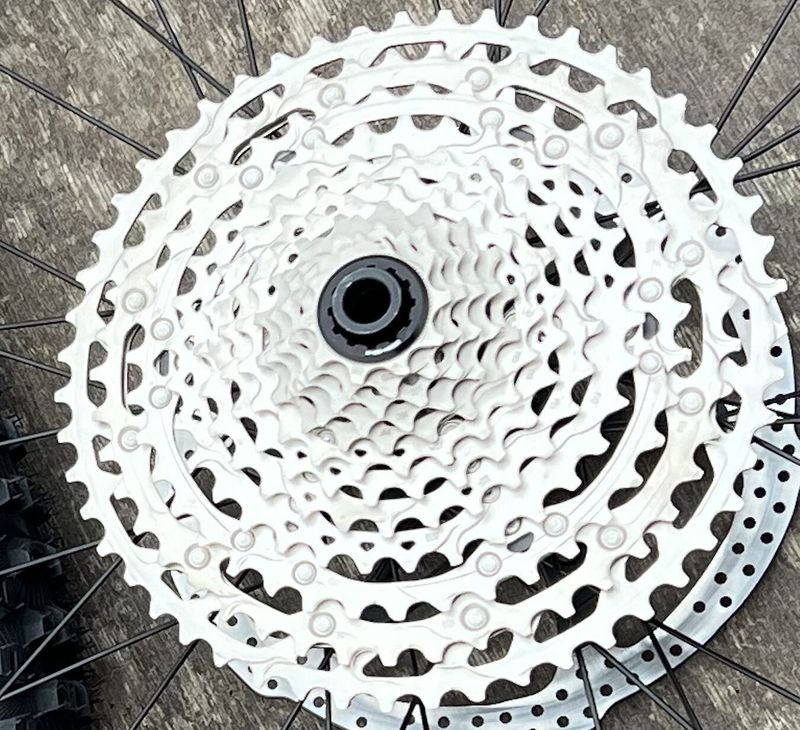 Shimano Deore M6100, s razenim, moznost i kazeta