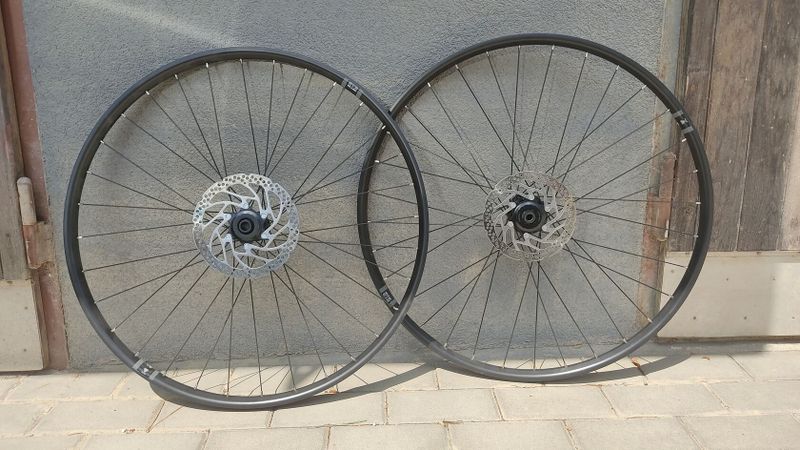 Kola 29, na Boost osy, Ořech Microspline 12s