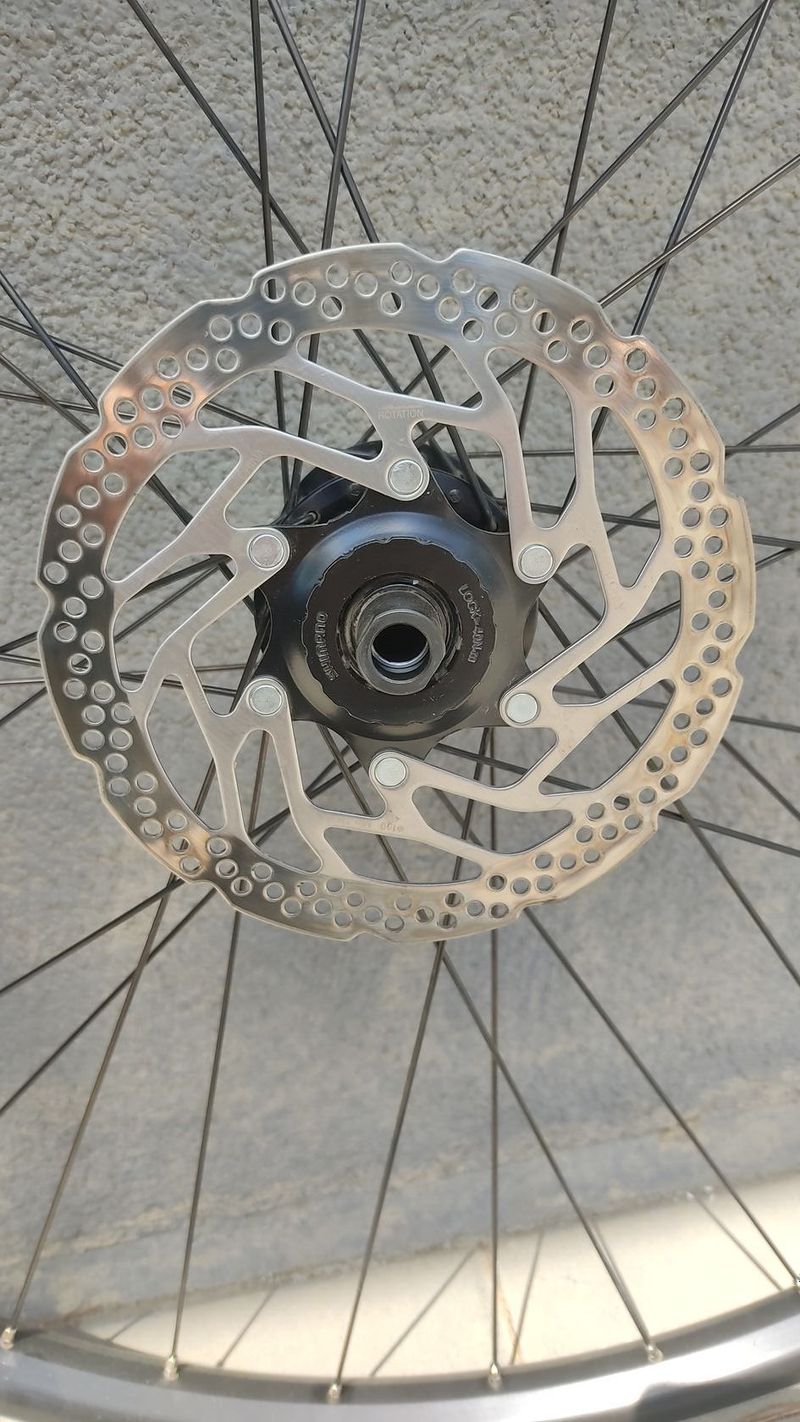Kola 29, na Boost osy, Ořech Microspline 12s