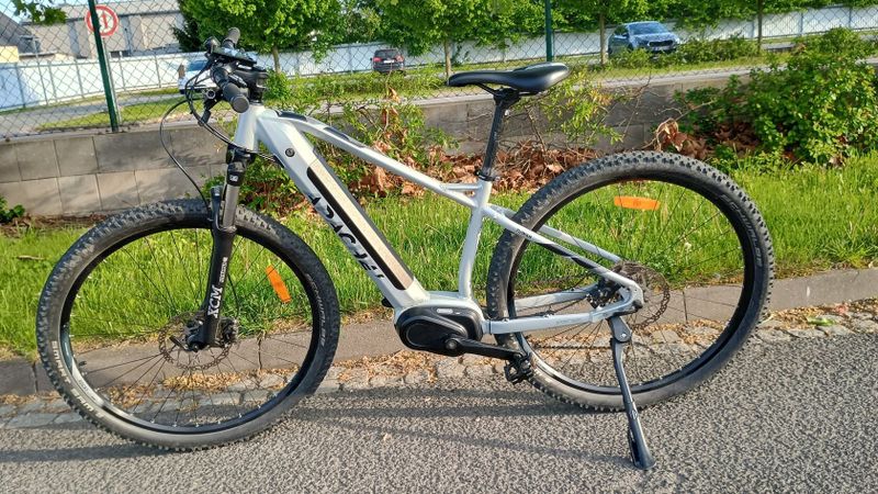 Apache Tuwan 29"