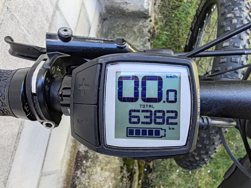 Prodám celoodpružené elektrokolo TREK POWERFLY FS 7+