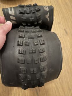 Pláště Schwalbe