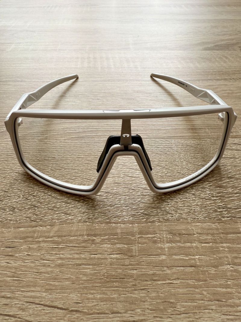 Oakley Sutro Matte White / Clear Photochromic