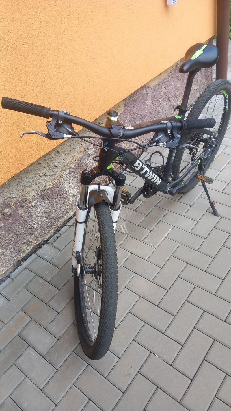 Prodám horské kolo B’TWIN 27,5" 3x8, velikost M