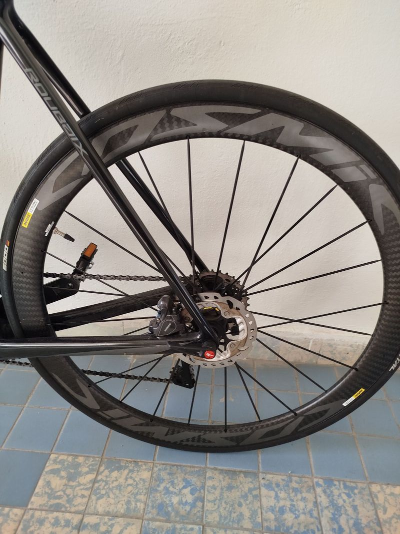 Specialized roubaix 