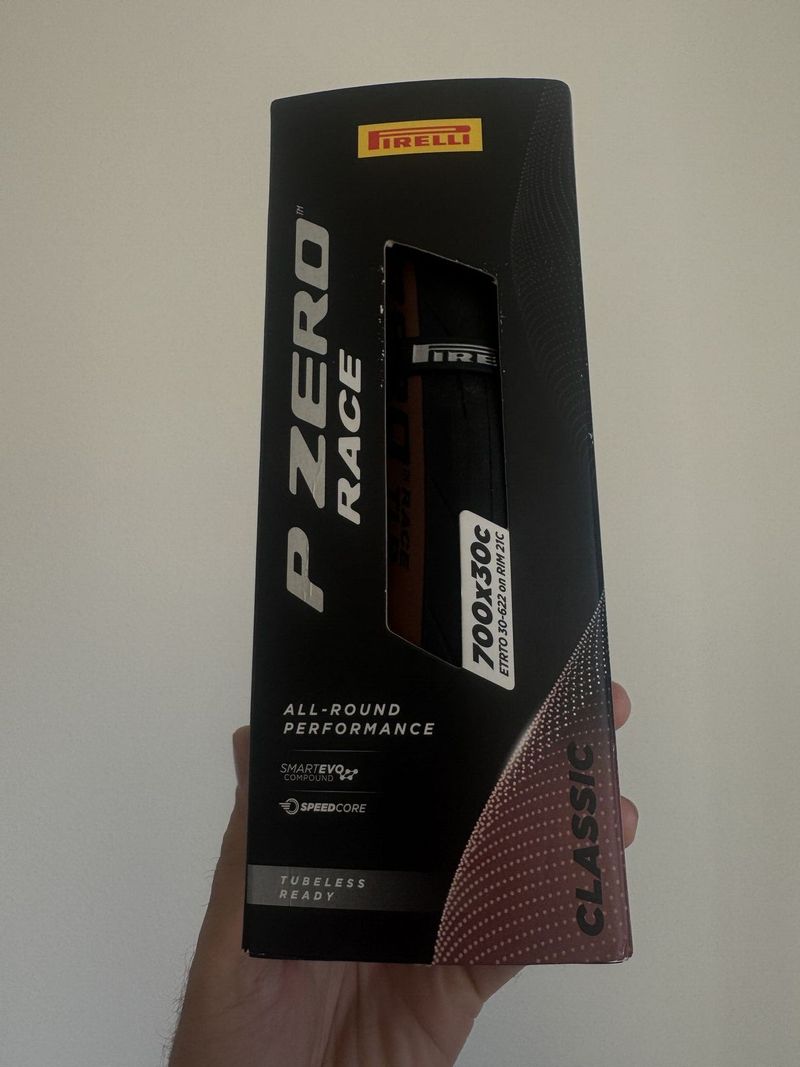 2x Pirelli P ZERO RACE 700x30 tanwall