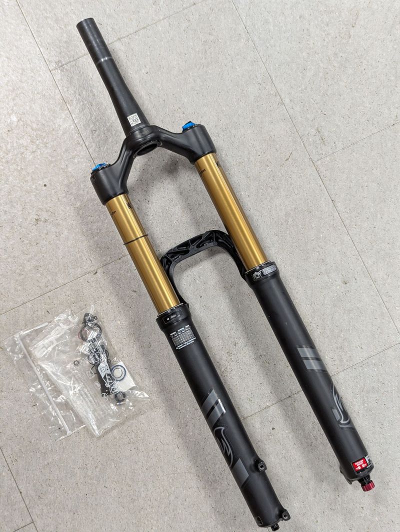 Fox 36 Factory Kashima 170 mm, FIT4, boost, 29" (po kompletní repasi)