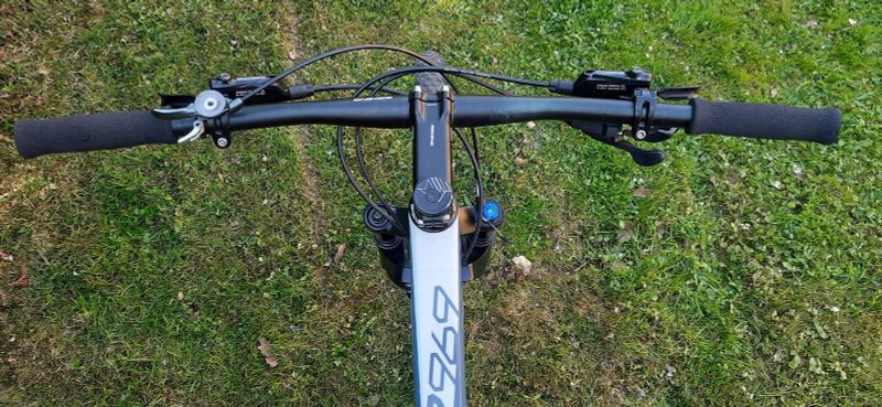 Superior SUP XP969 + sada kol v ceně, 10,65kg s pedály