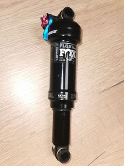 Tlumič Fox Float DPS Performance Elite