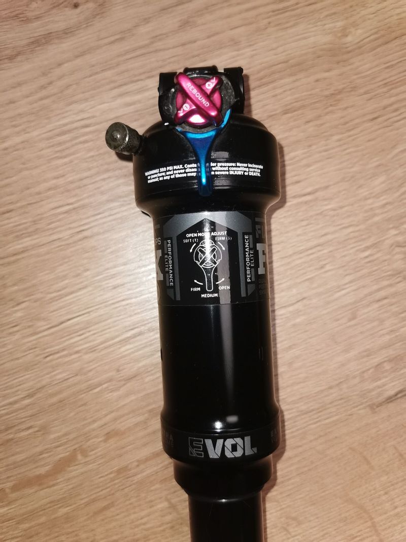 Tlumič Fox Float DPS Performance Elite