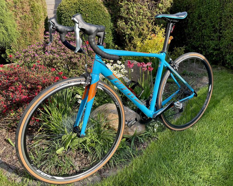 Giant Contend sl
