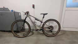 Prodám Lux Trail CF 6