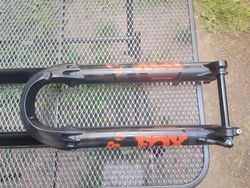Fox 38 Performance 180 mm 29"
