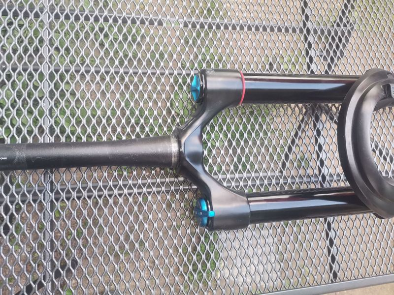 Fox 38 Performance 180 mm 29"