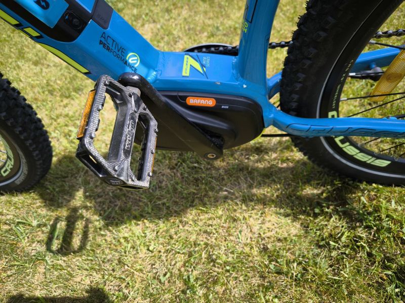 Crussis E-Largo 7.5