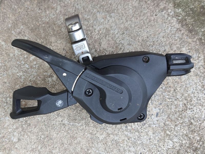 Levá řadicí páka Shimano SLX SL-M7000 3x10