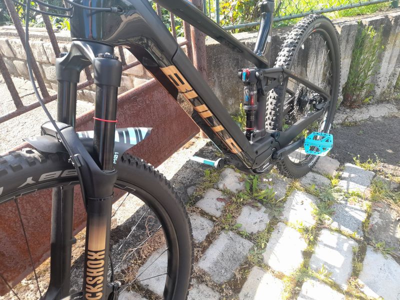 BULLS Sonic EVO AM-SL 1 Carbon Black/Gold